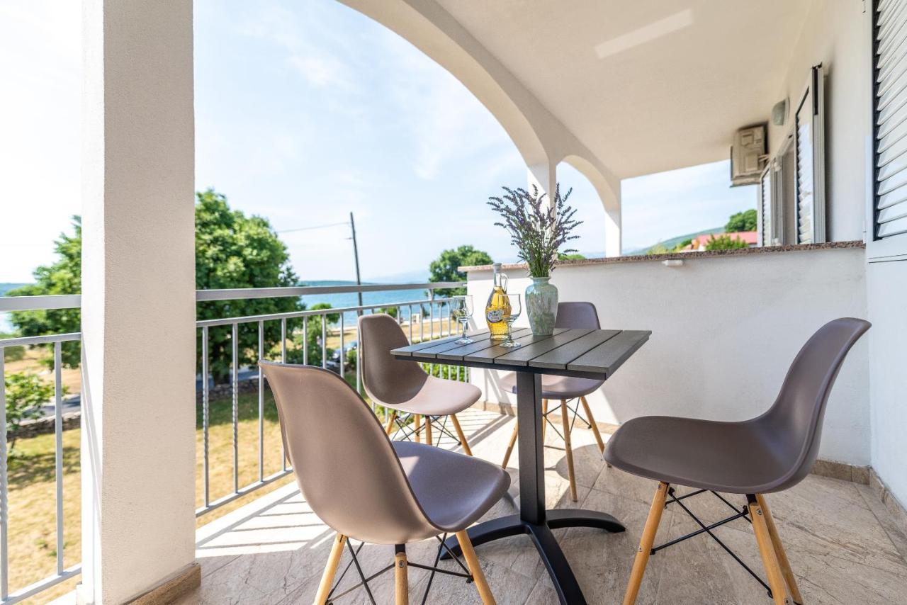Apartmani Dupor Gornji Karin Eksteriør bilde