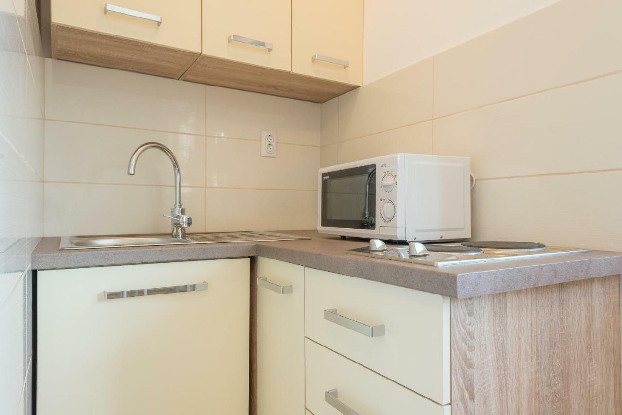 Apartmani Dupor Gornji Karin Eksteriør bilde